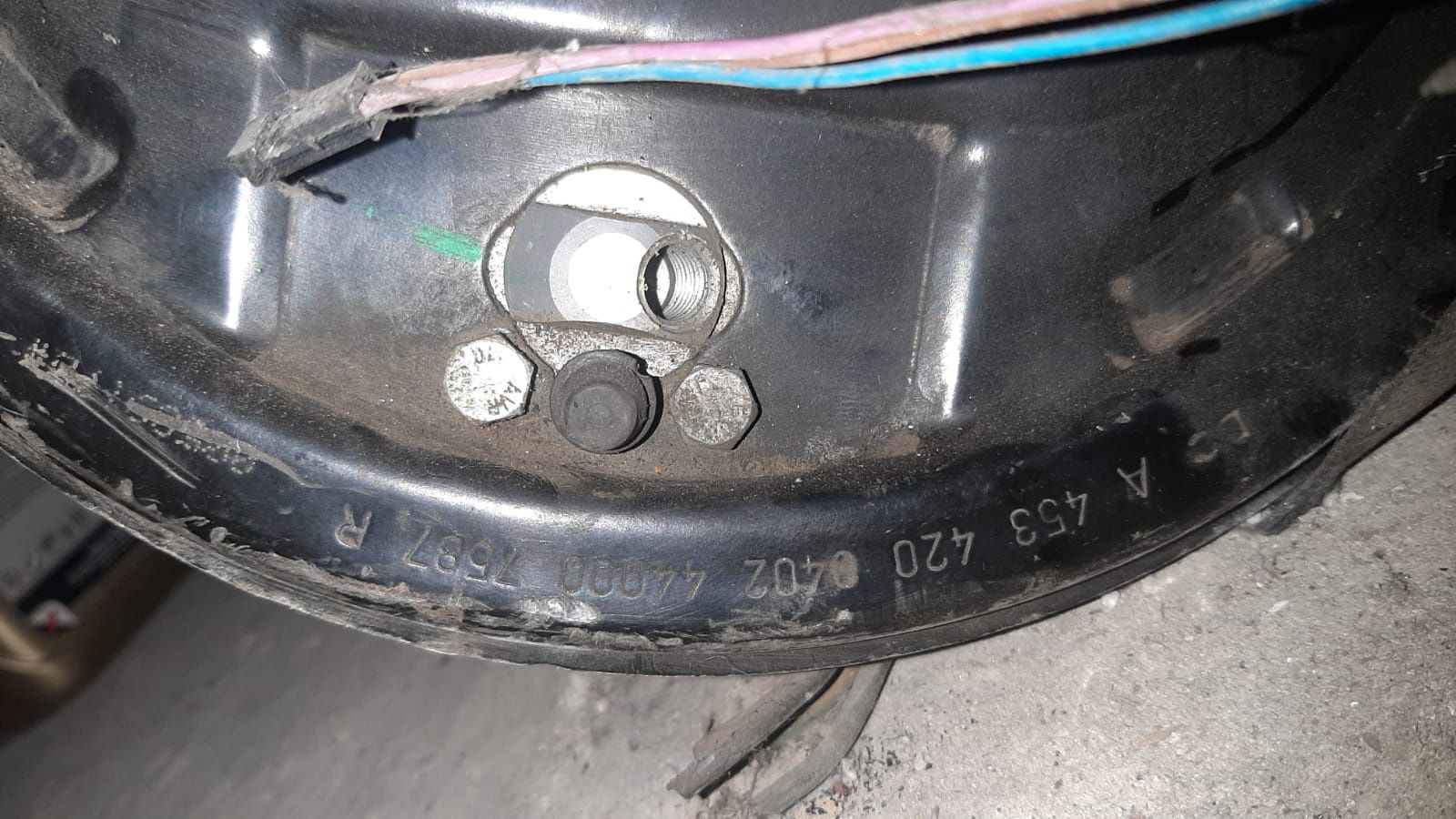 Smart a453 piasta bęben chamulcowy prawy lewy komplet tył
