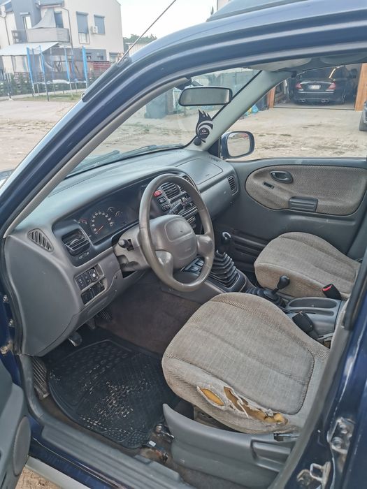 Suzuki Grand Vitara 2.0 16v lpg najtańsza sprawna w PL