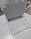 Magic keyboard apple