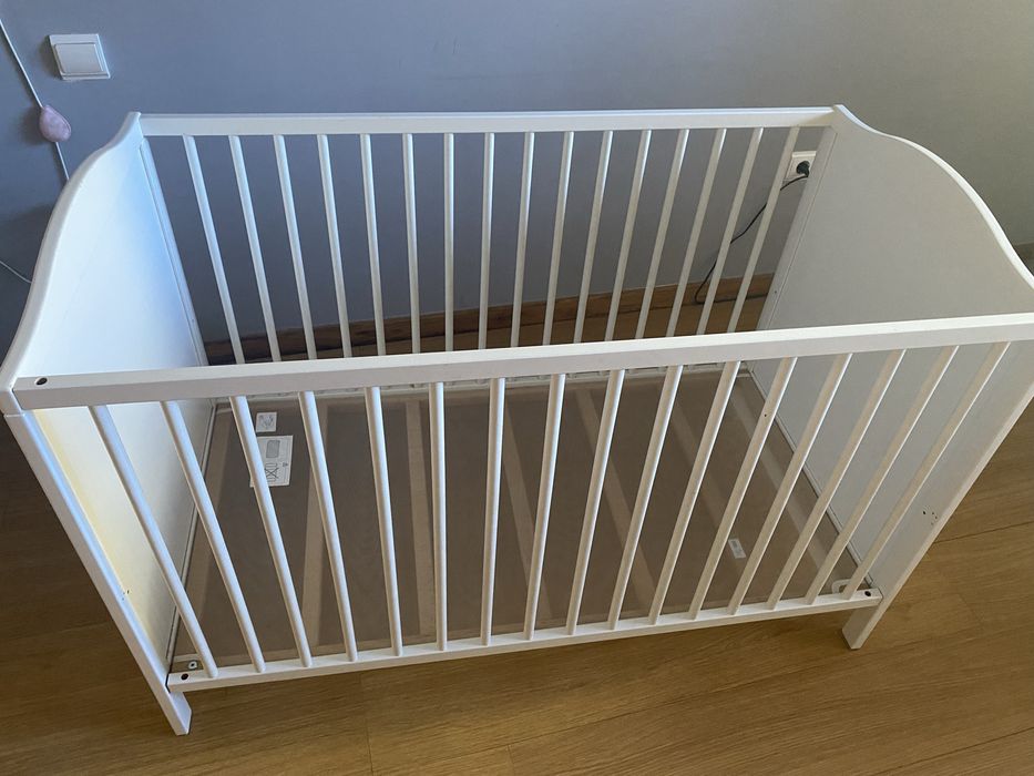 Berco de bebe “IKEA” como novo