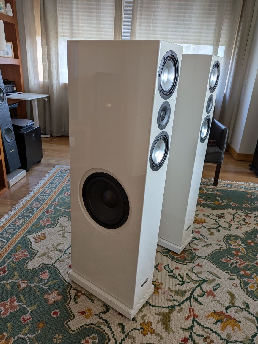 Colunas Canton Karat 790DC