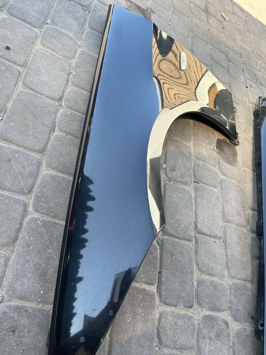 Blotnik lewy przod przedni bmw e92 e93 475 black sapphire