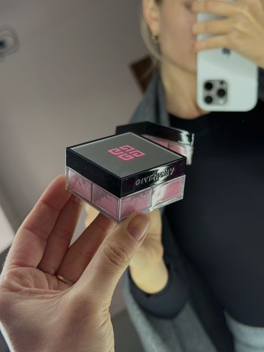 Румяна Givanchy розовые