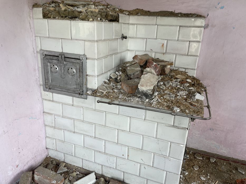 Kafle białe płytka z rozbiórki pieca 21x13