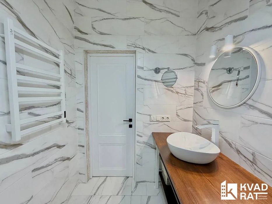 Продаж одноповерхового будинку з басейном та ділянкою 13.5 сот