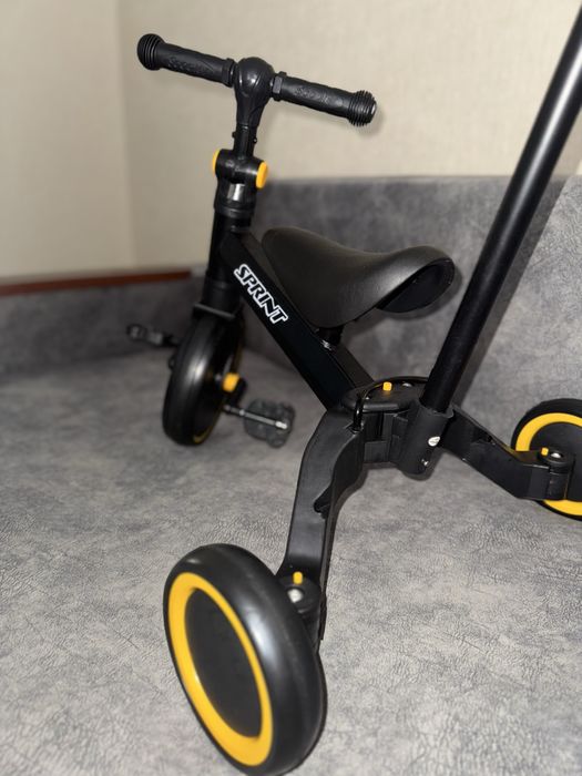 Продам новий триколісний велосипед-біговіл !