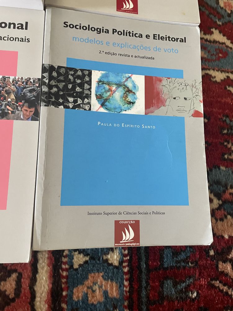 Conjunto de livros de Ciência Política
