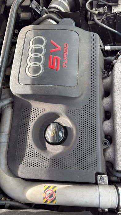 Tampa motor Audi a3 s3 1.8T