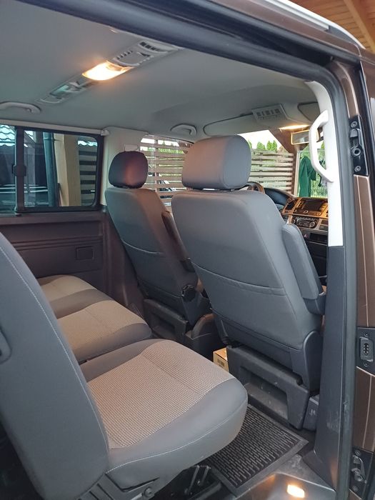 VW Caravale 2.0 140KM Manual 8 osobowy