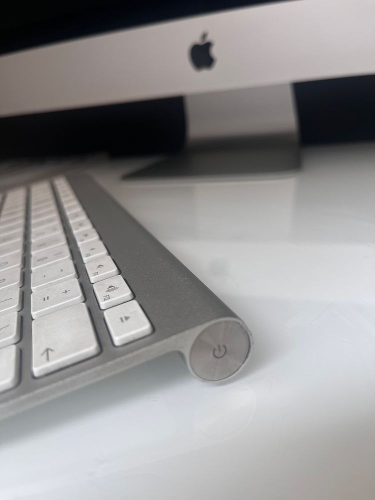 Klawiatura Apple