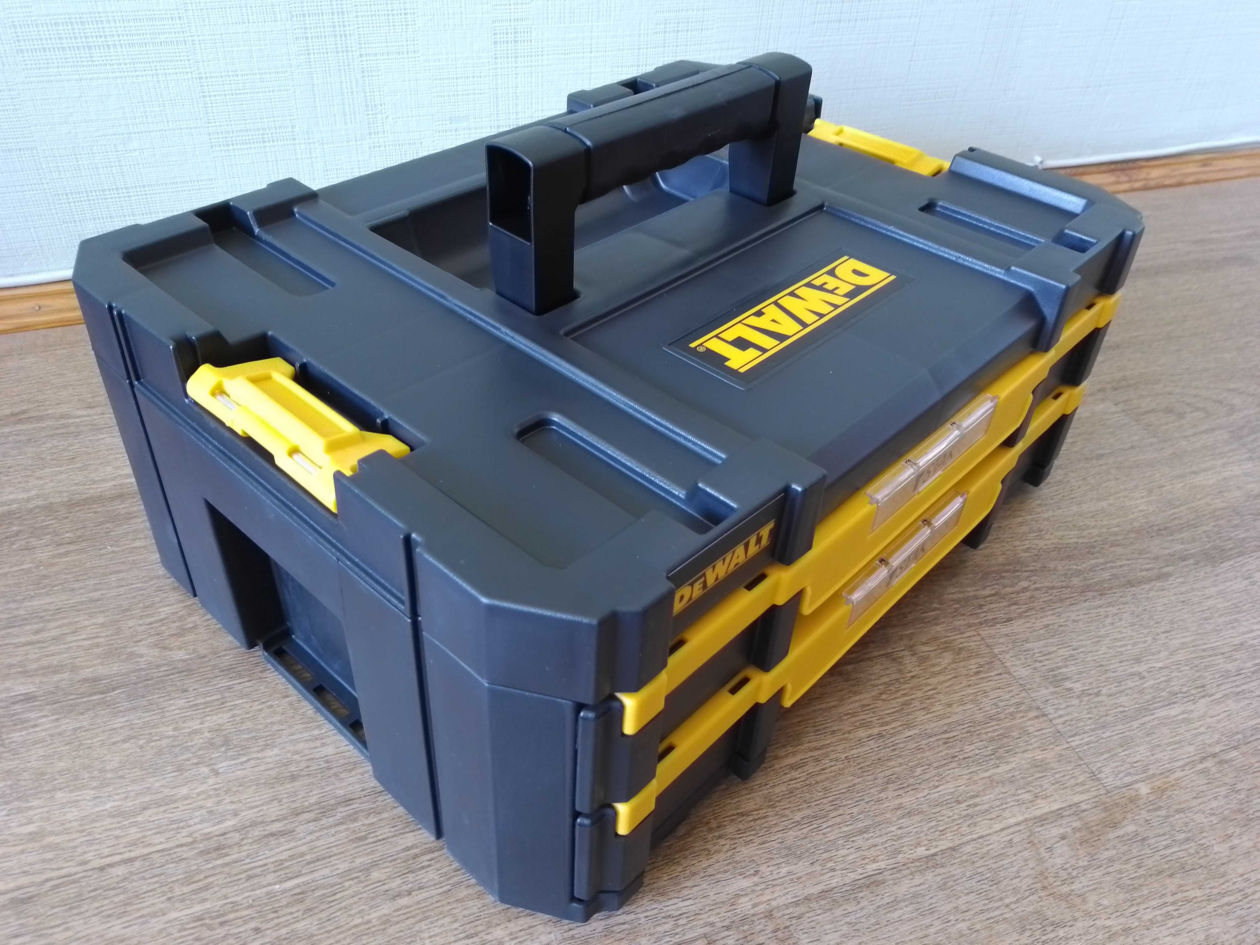 Ящик інструментальний TSTAK DeWALT DWST1-70706