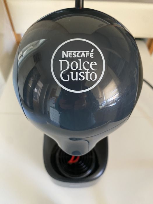 Conjunto de Máquina Nescafé Dolce Gusto Infinissima