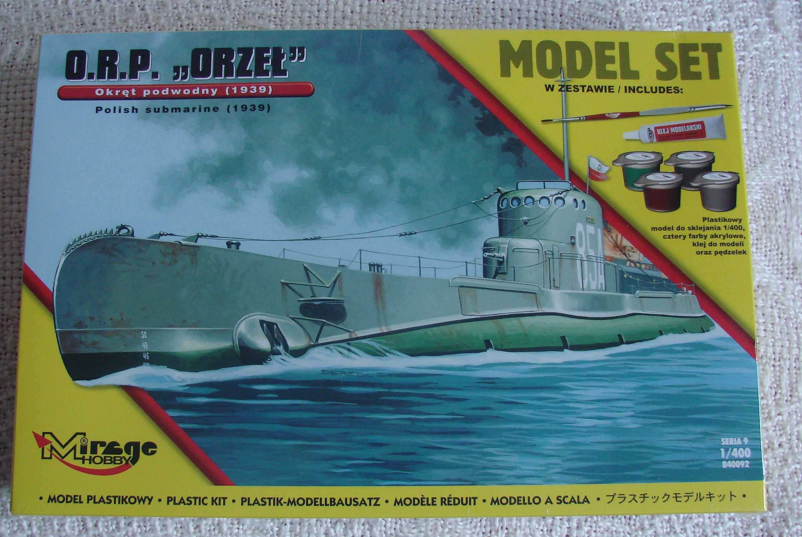 Model okrętu podwodnego ORP "Orzeł" w skali 1/400