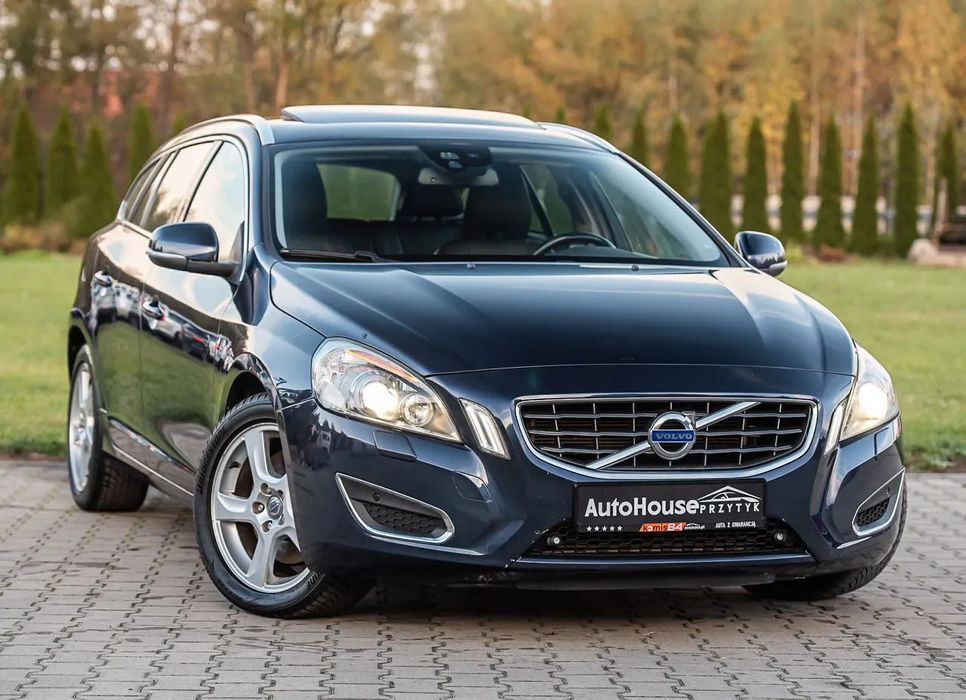 Volvo V60 2.4 D5 AWD Automat/Skóra/Xenon/Navi/Serwis/Polecam.