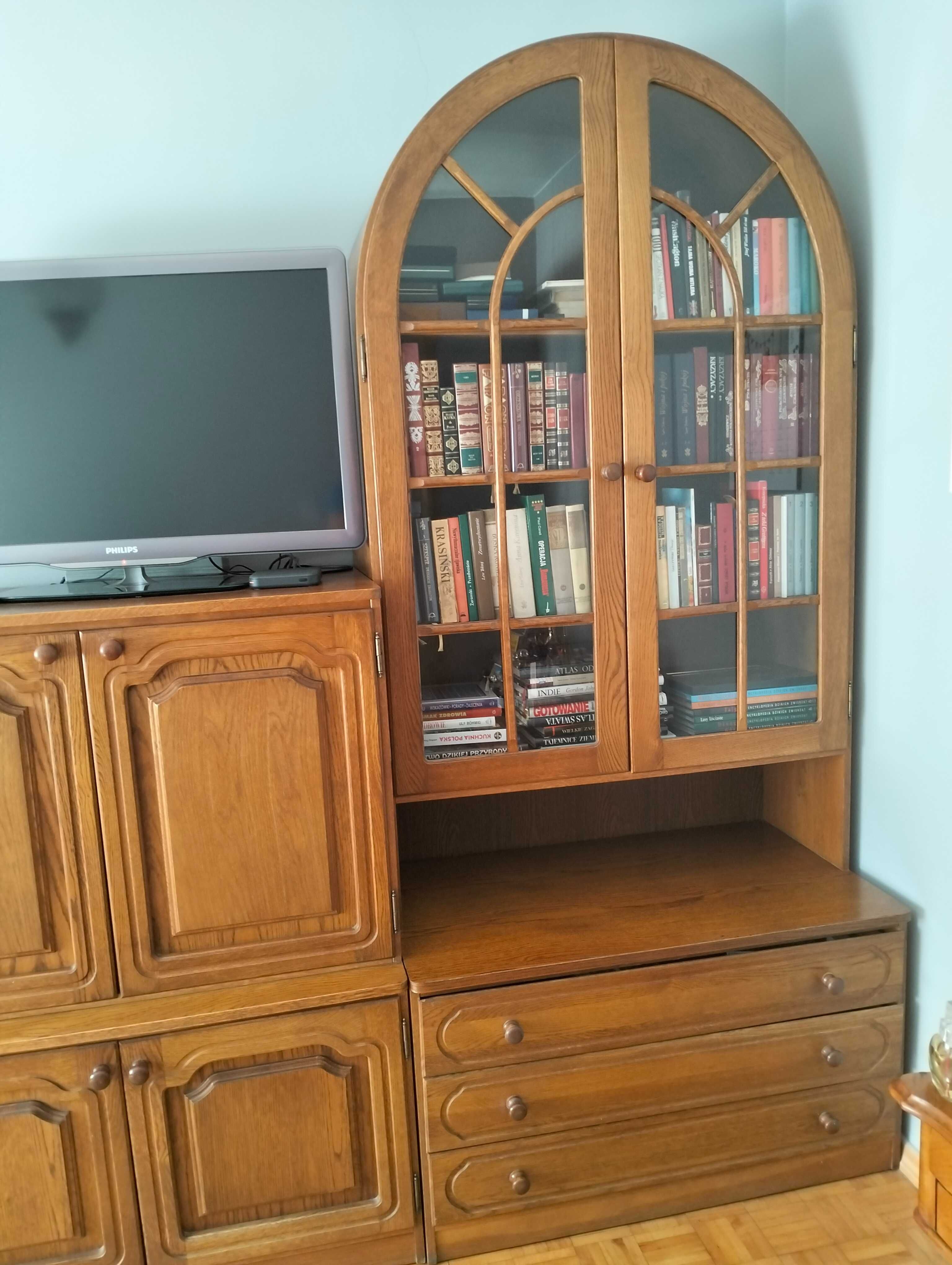 Meblościanka z drewnianymi frontami, styl lata 90