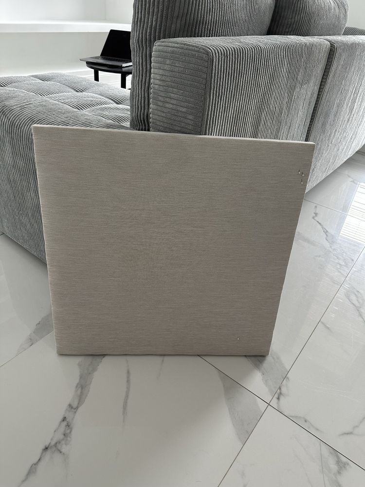 Tablica na notatki ze szpilkami Ikea
