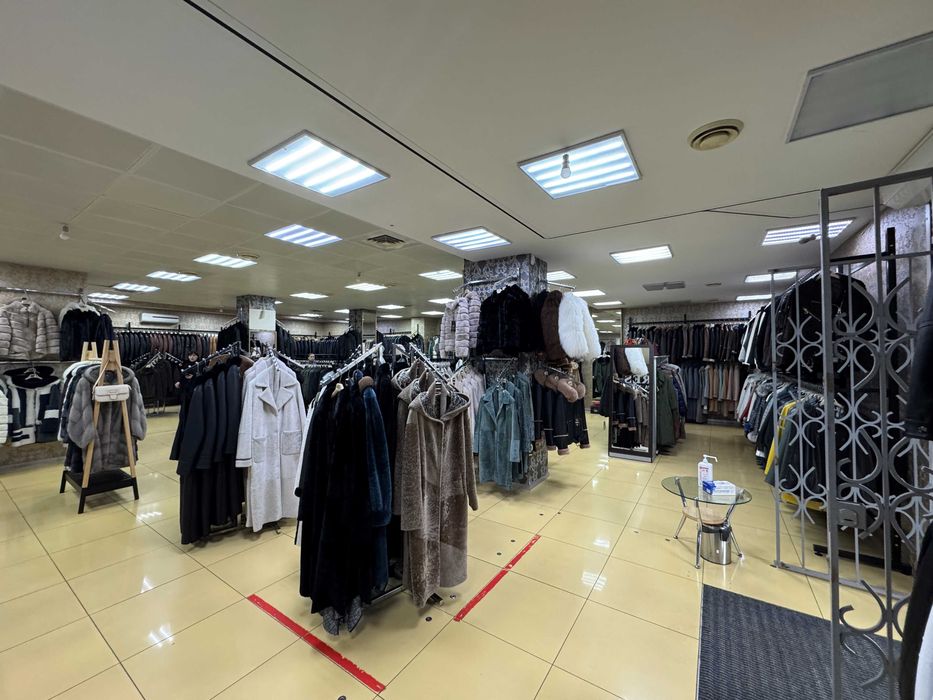 Фасадне приміщення в центрі по бул. Шевченка