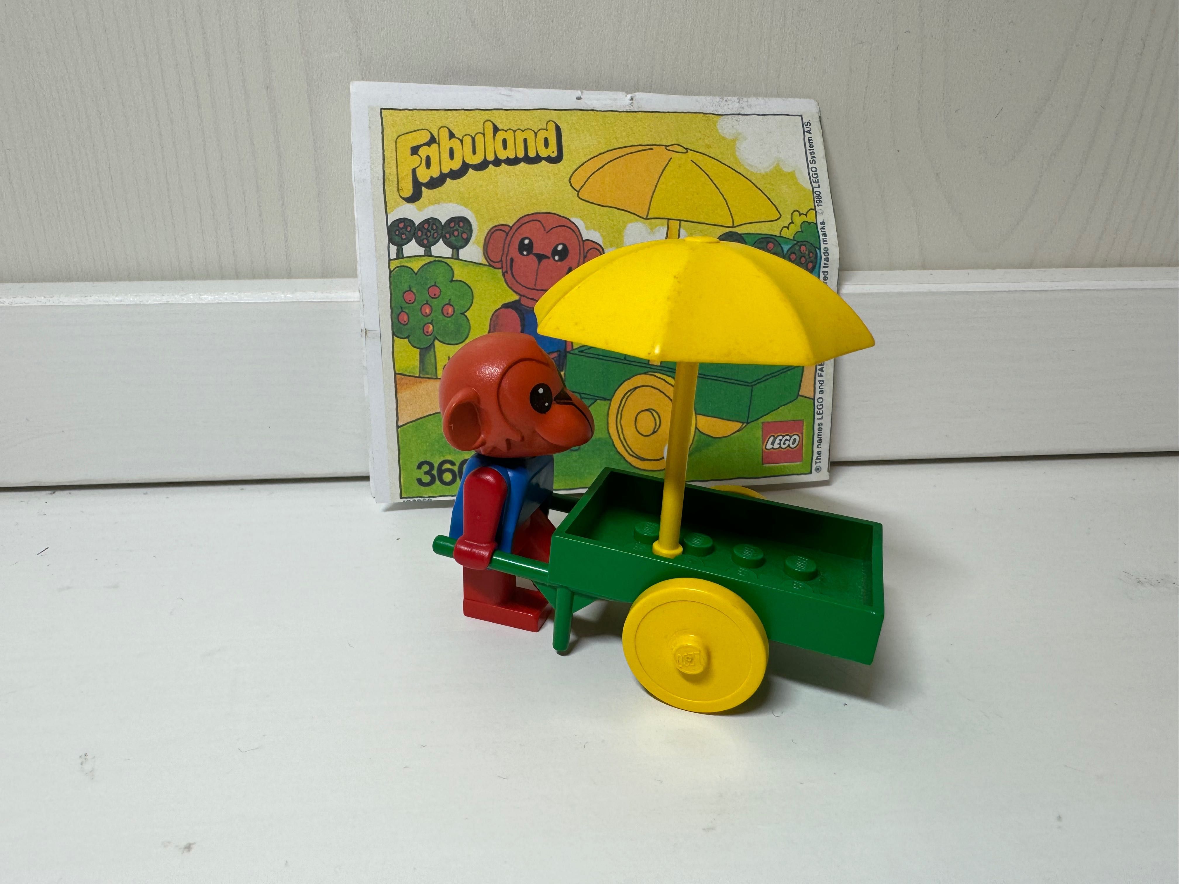 LEGO fabuland; zestaw 3604 Marc Monkey and Wheelbarrow