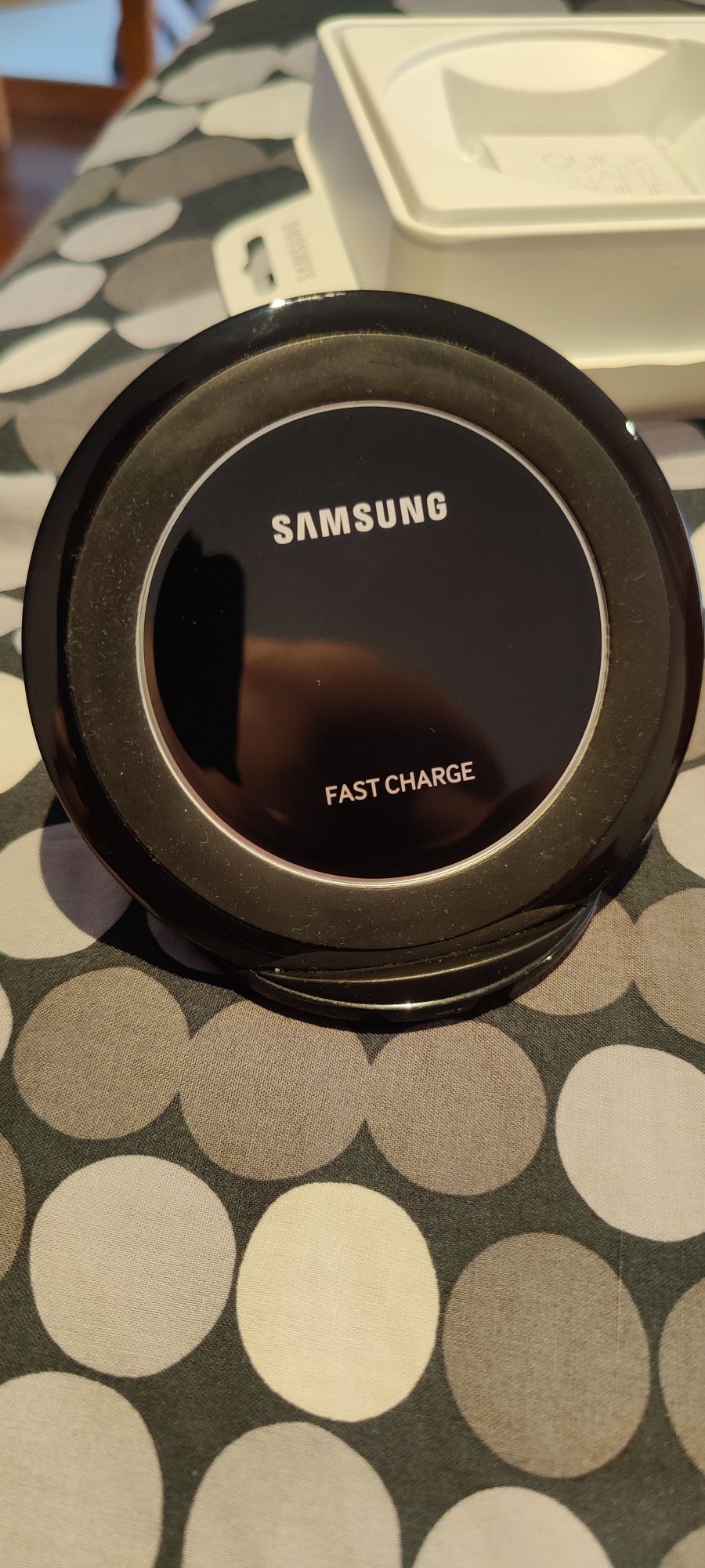 Samsung Wireless charger fast charge