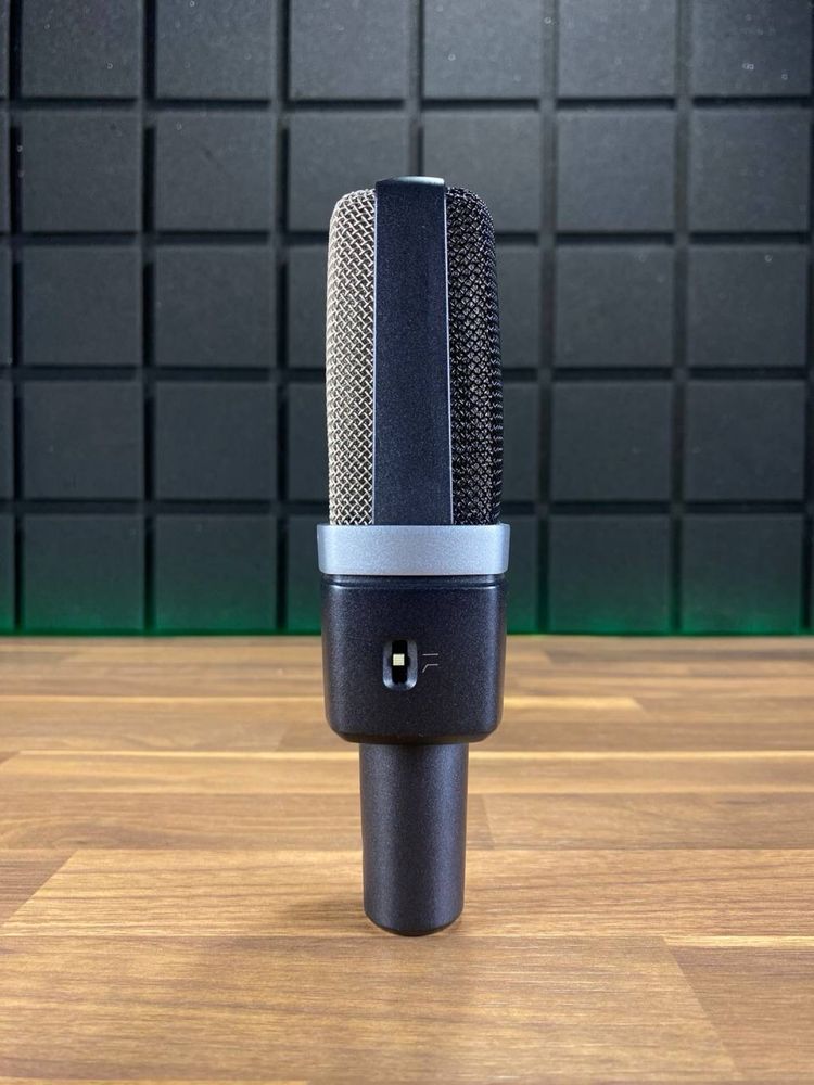 Микрофон AKG c214