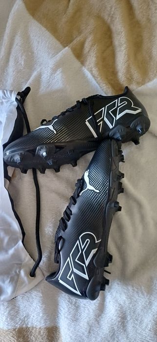 Puma future 7 play Preto/branco