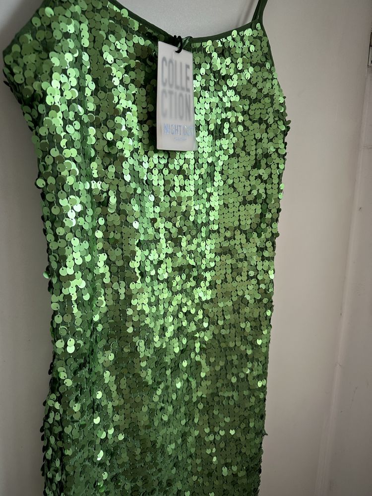 Nowa zielona sukienka w cekiny Pull&Bear M 38