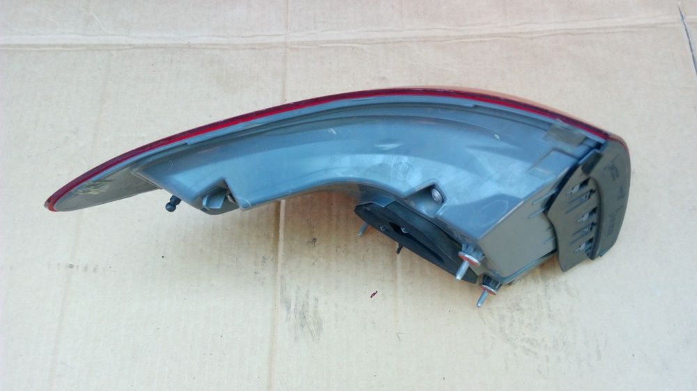 Lampa tylna prawa Mercedes W205 13-