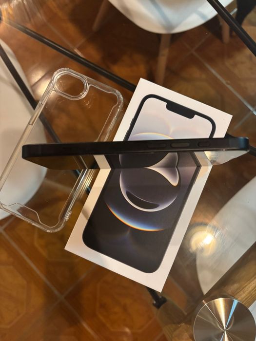 Iphone 16e como novo