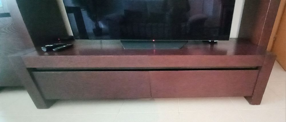 Móvel de sala em venguê - 2 módulos