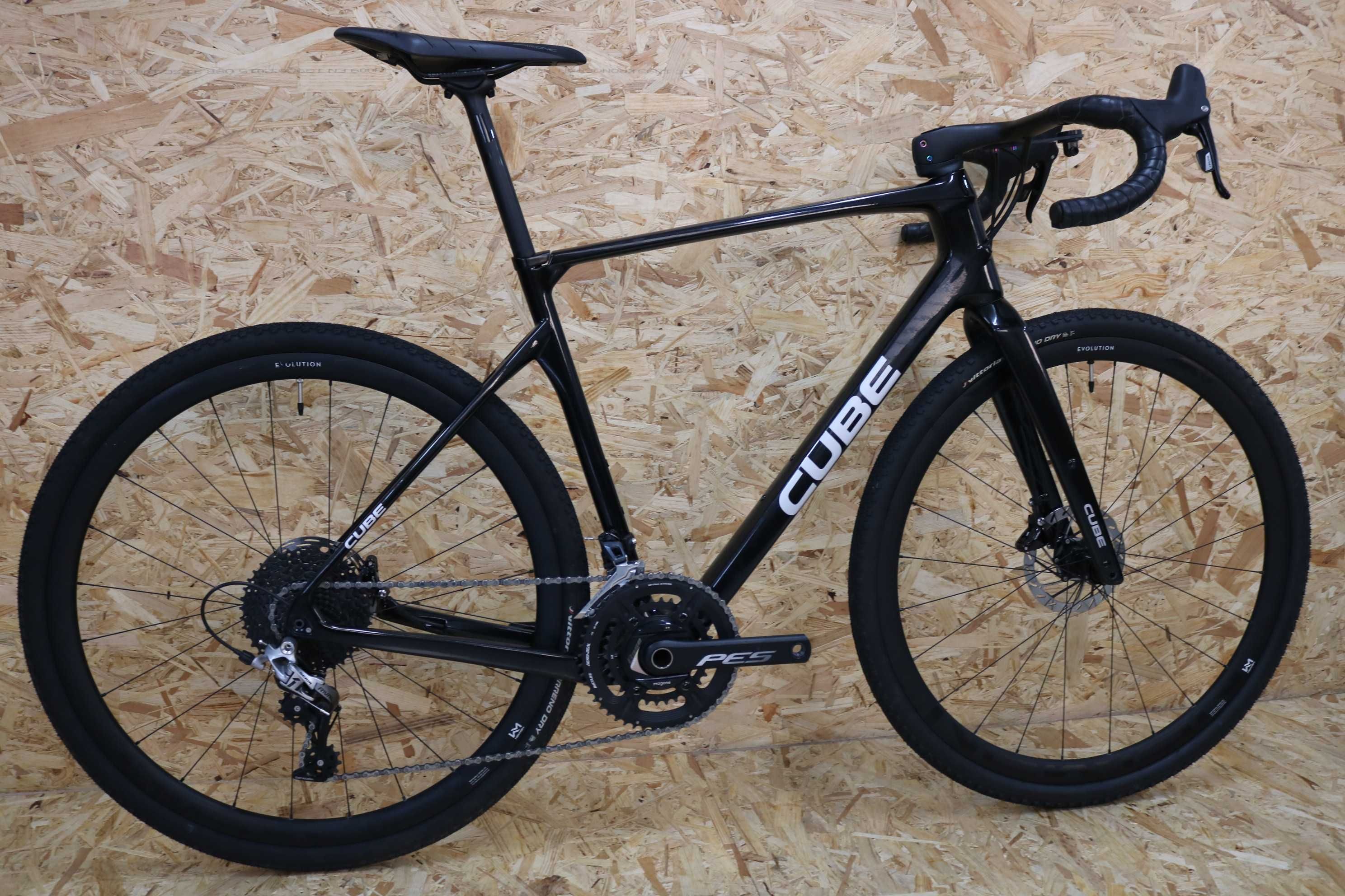 Bicicleta carbono Gravel Cube Nuroad SL - Potenciómetro - como nova