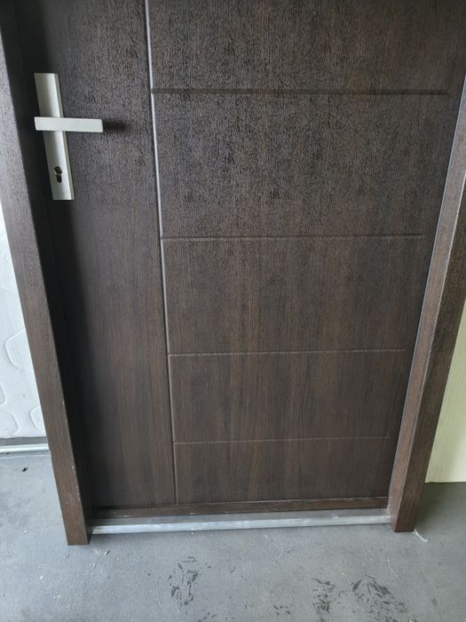 Drzwi zewnętrzne Mikea