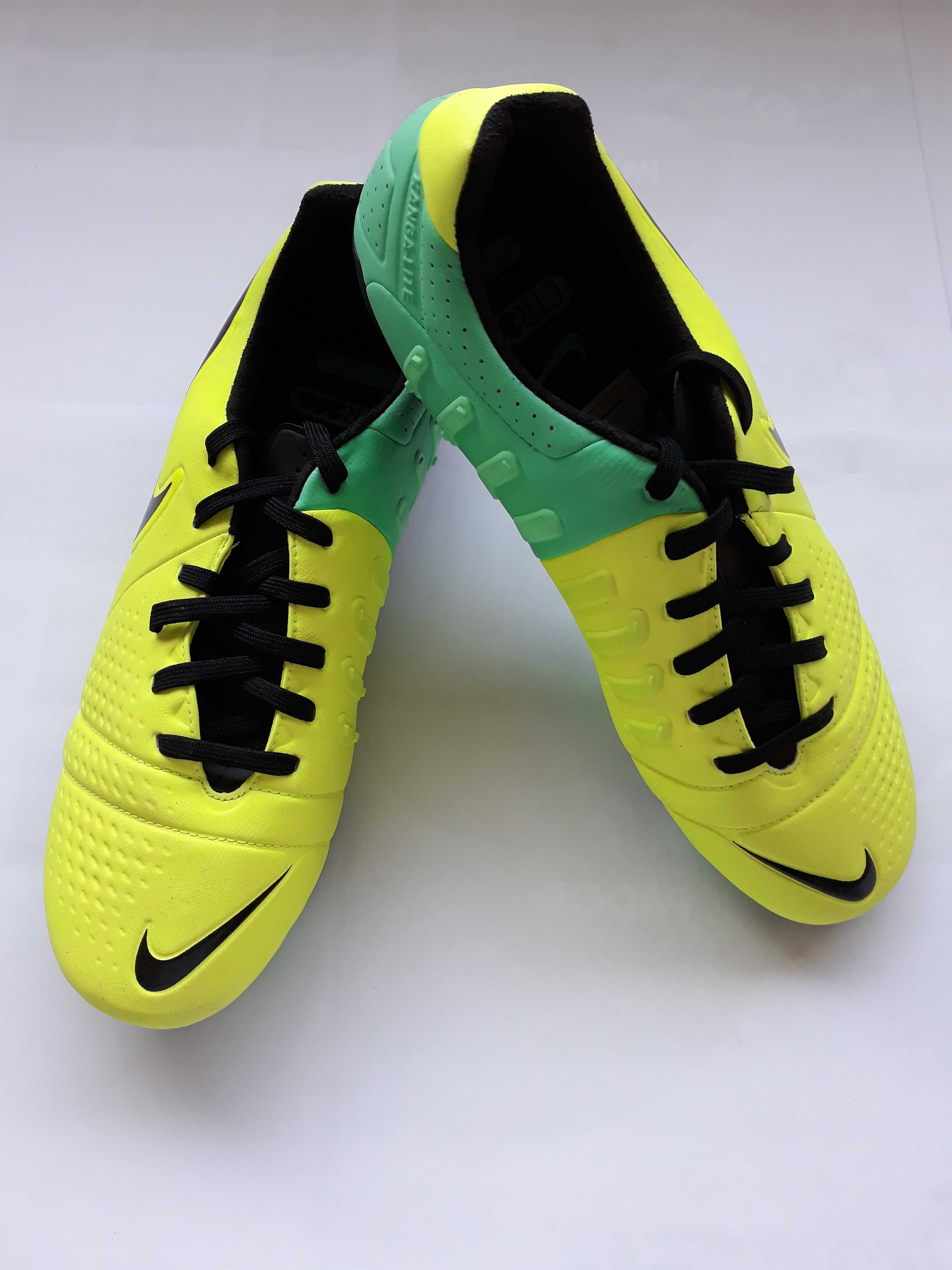 Exclusivas Chuteiras Nike TIEMPO NAT LTR FG - N.º 39