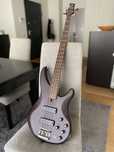 Baixo Yamaha TRBX 504