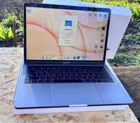 MacBook Pro 13-inch, 2017, Four Thunderbolt 3 Ports