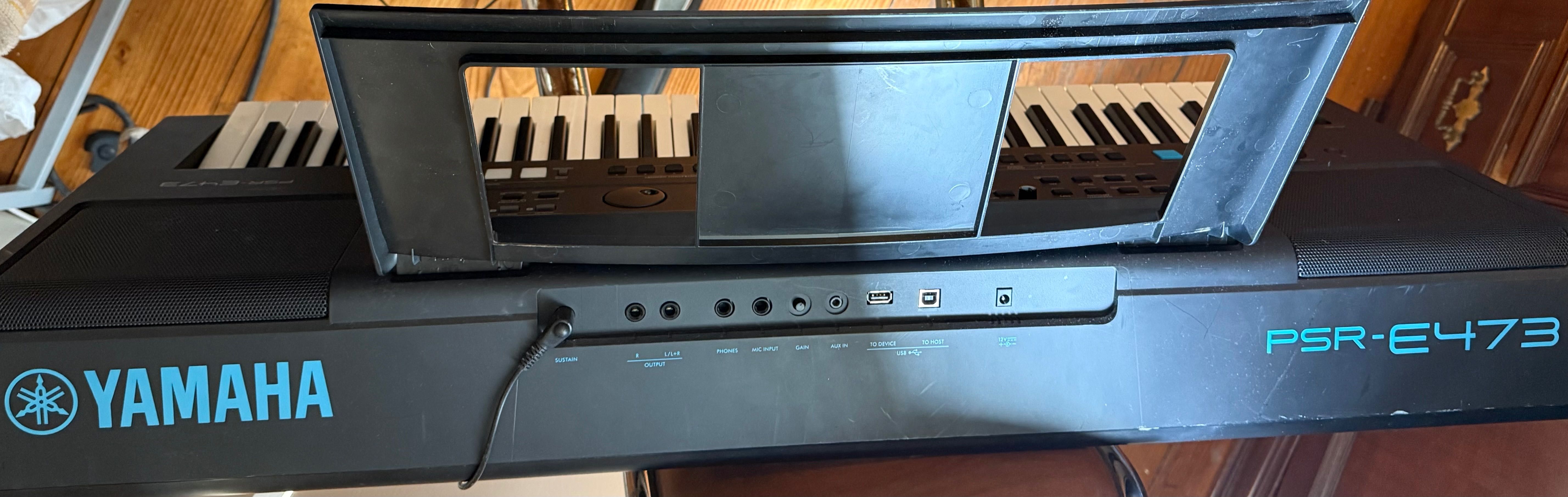 Piano_Yamaha psr 473