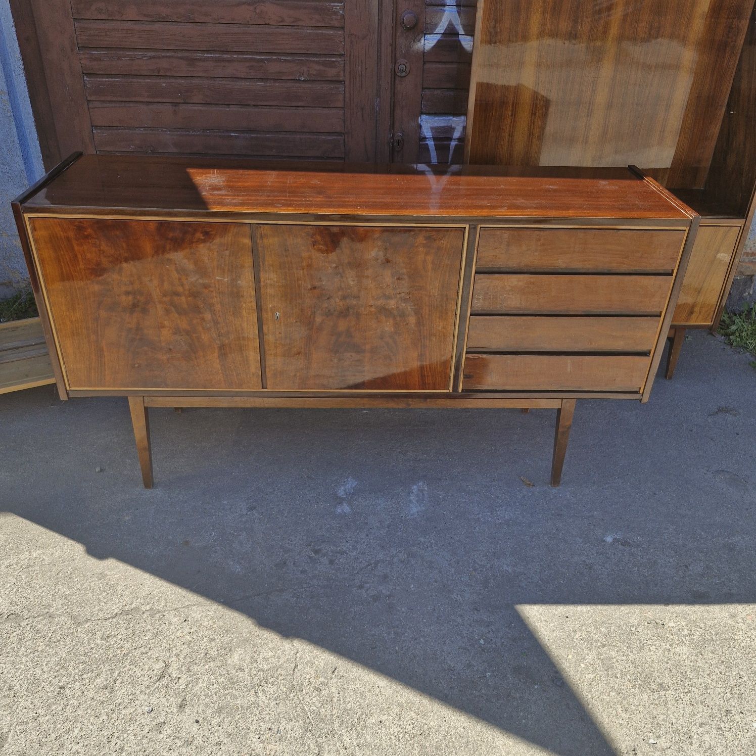 Komoda  Albracht prl/Komoda Albrecht