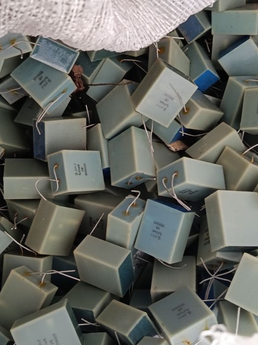 Продам зрізку з плат