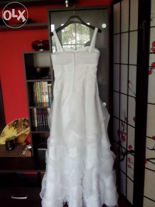 Powystawowe suknie ślubne z trenem rozmiar 36, 38