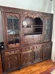 Móvel de Sala antigo em madeira maciça (carvalho) com bar e vitrine