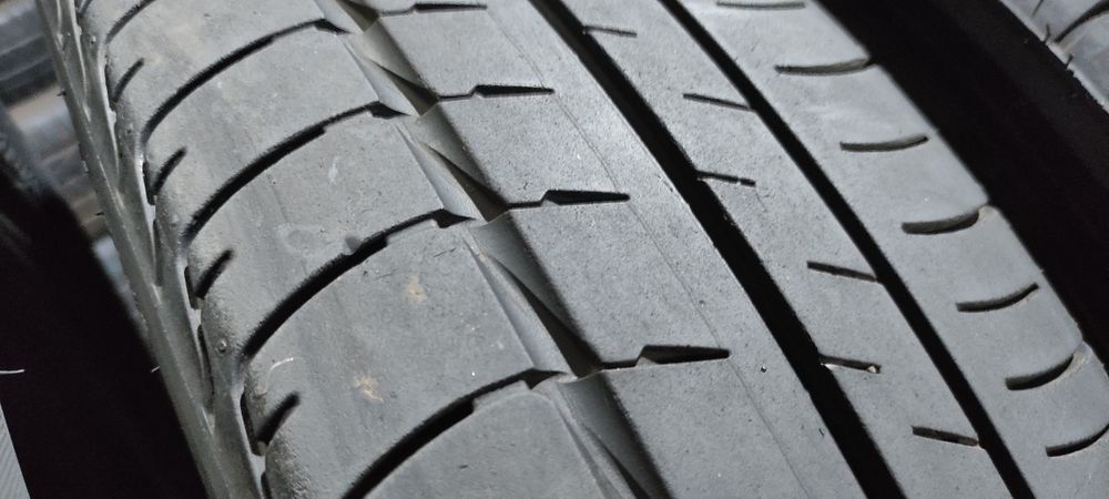 Pneus  175/55/20 e 195/50/20 semi novos