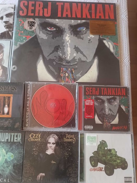 Płyty CD, LP i kasety (Ozzy Osbourne z autografem,Serj Tankian i inne)