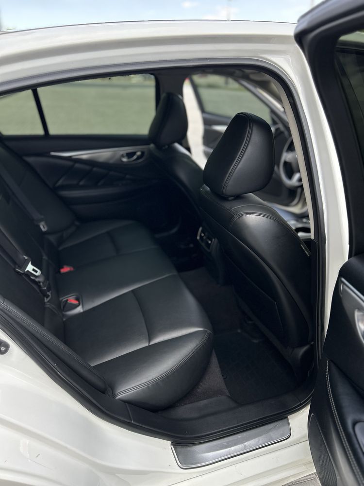 Infiniti q50 gbo awd