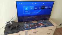 Sony Playstation 4 Pro 1tb + 2 Pady + 5 gier