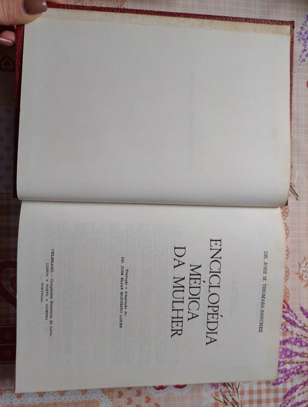 3 volumes do "Dicionário Médico da Família"