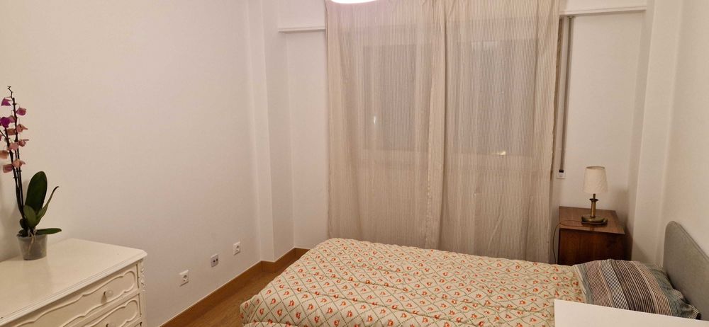 Quarto individual no Infantado, Loures
