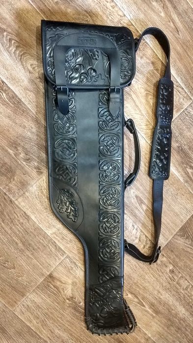 Кожаный чехол Beretta (кофр) с тиснением.