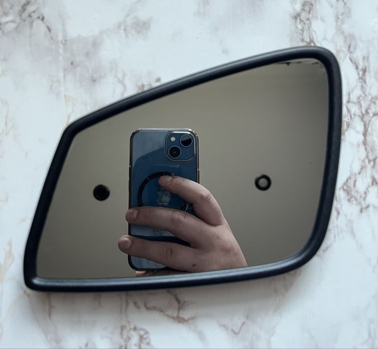 Вкладиші оригінал на F10, підігрів і автозатемнення