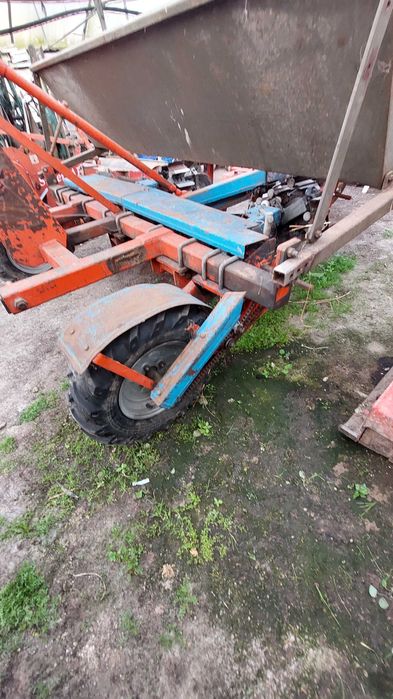 Plantador de hortícolas