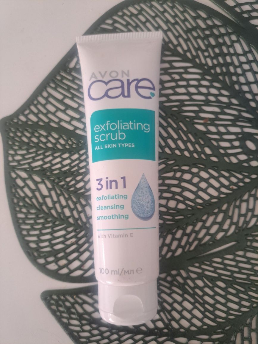 Avon delikatny peeling do twarzy 100 ml
