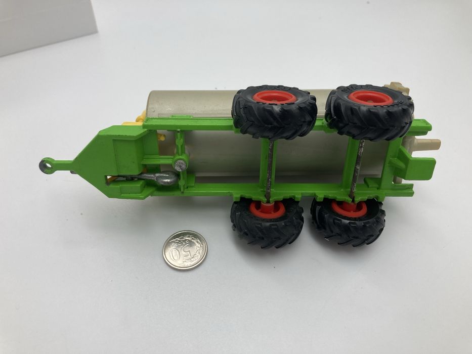 Siku Farmer 2252 1:32 Przyczepa beczkowa beczkowóz